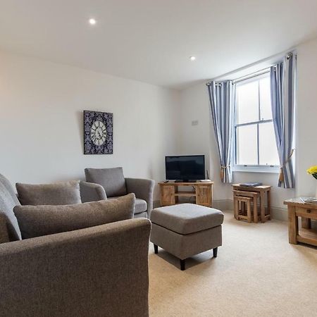 Lynton Cottage Seaview Apartments Лінтон Екстер'єр фото