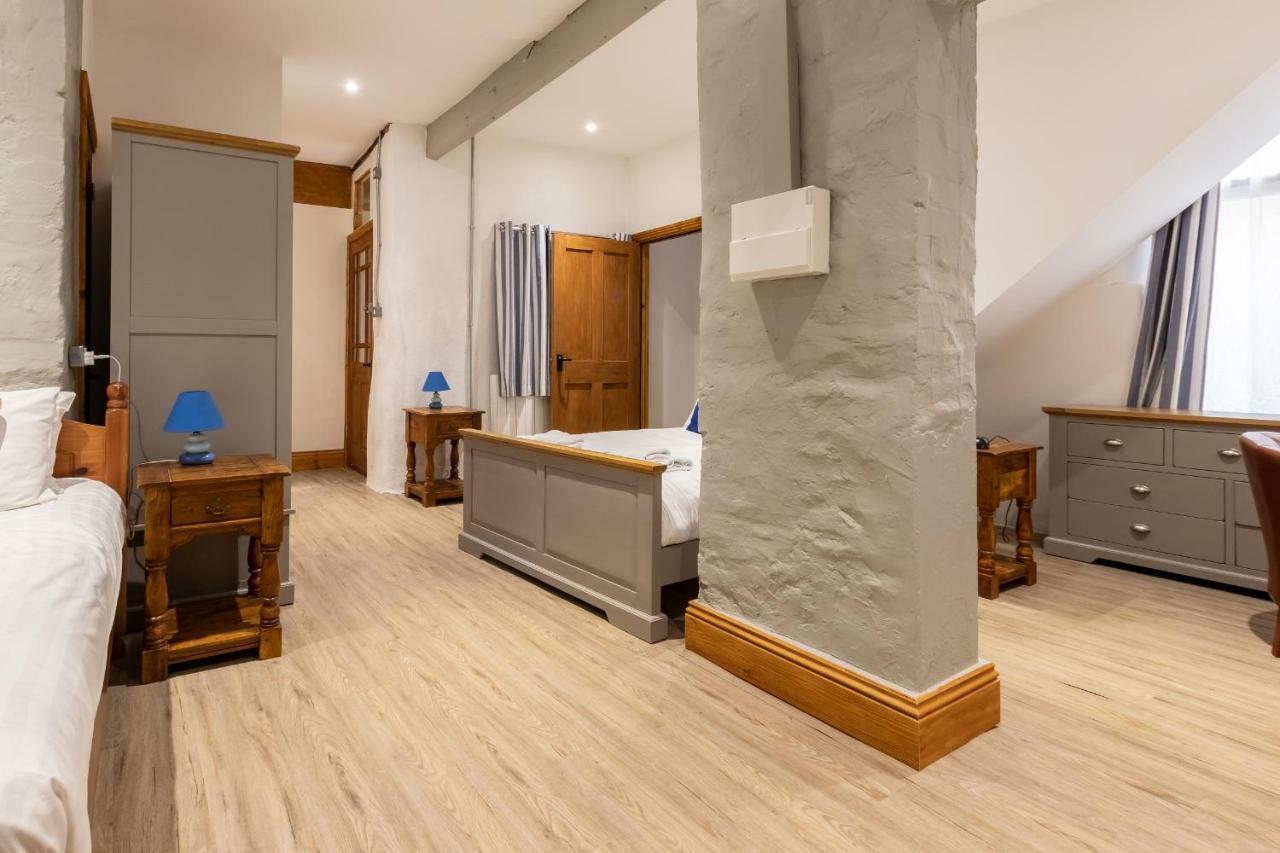 Lynton Cottage Seaview Apartments Лінтон Екстер'єр фото